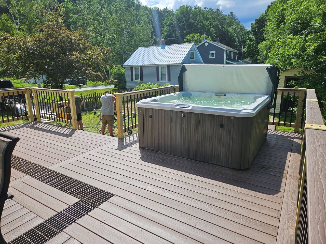 Hot tub on the deck